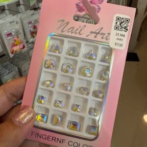 Dijes de diamante nail art